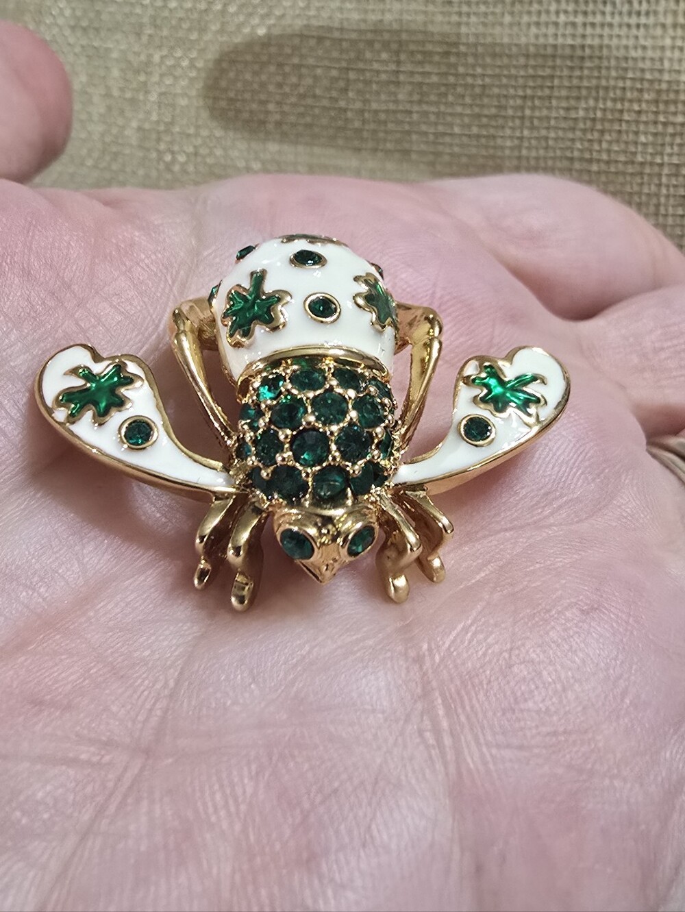 Vintage Joan Rivers Shamrock Bee Brooch